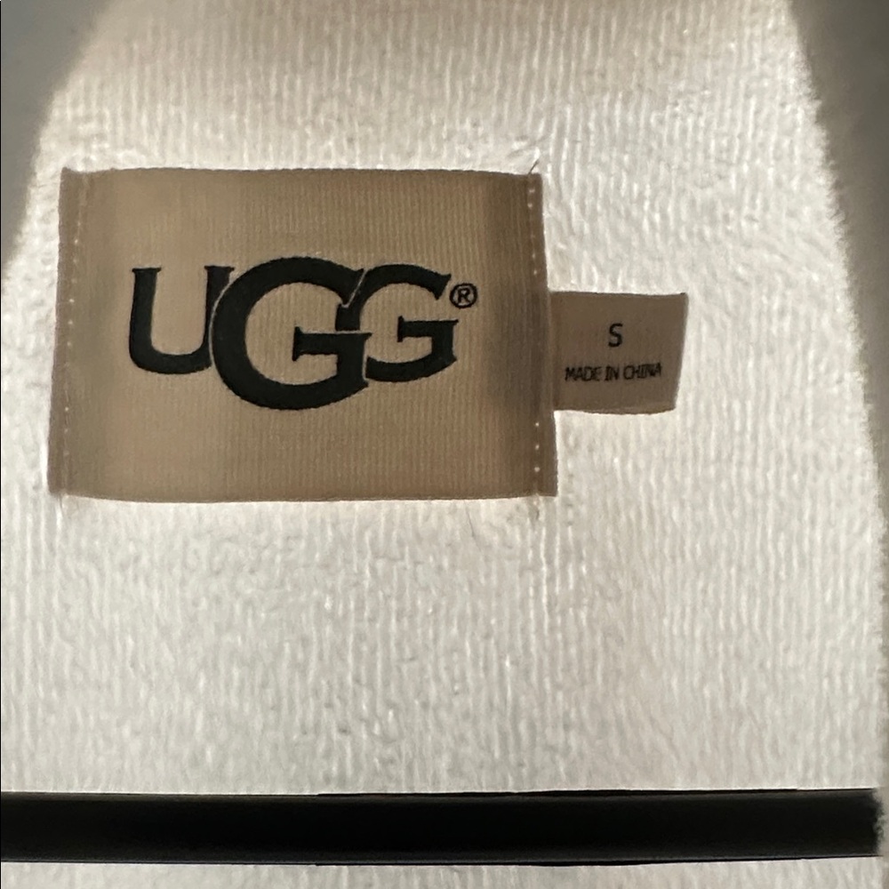 UGG Women's Ivory Robe - Picture 5 of 9